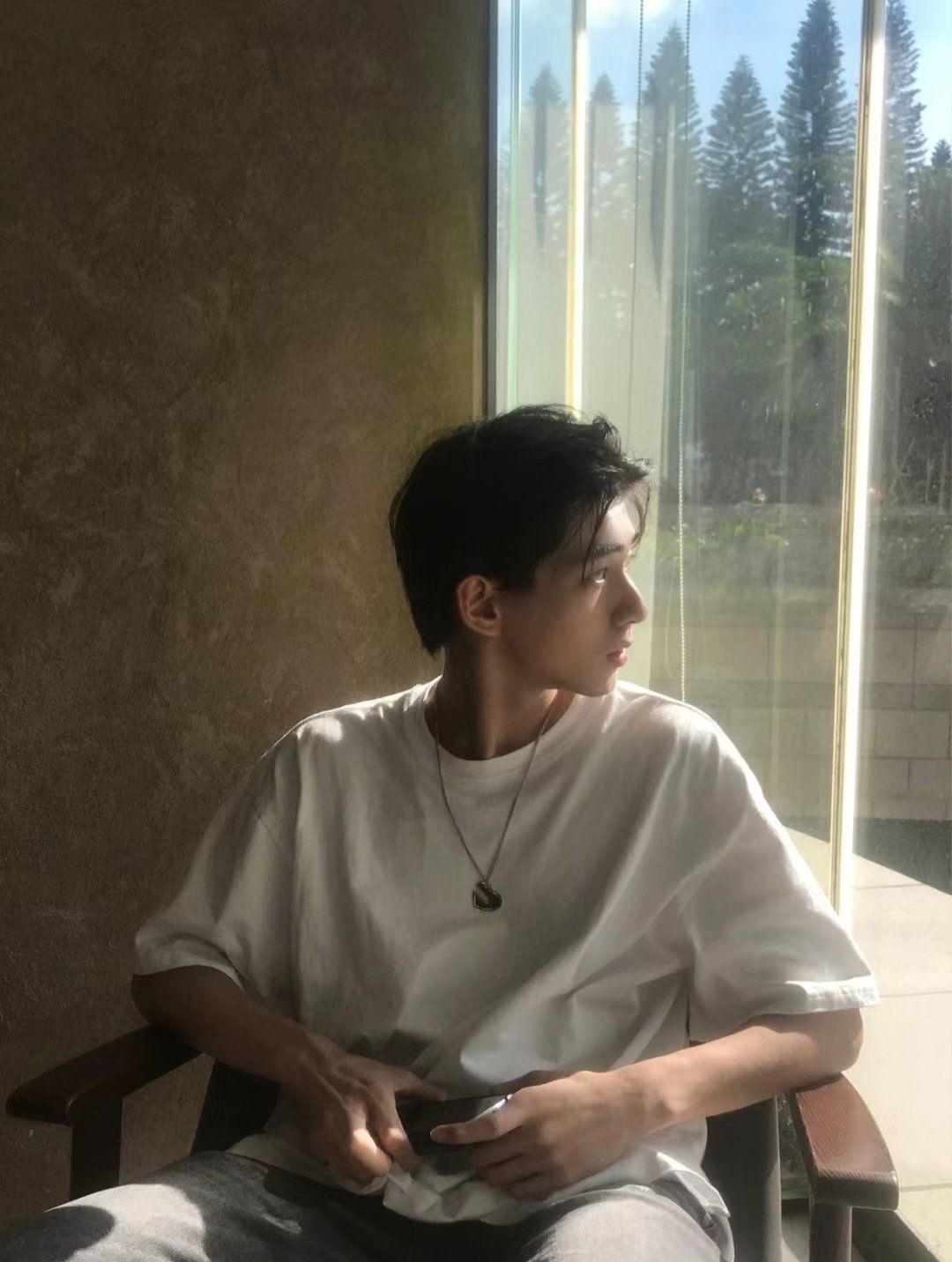 大背头好有成熟稳重的感觉