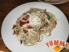 奶油罗勒鸡肉意面-萨尔瓦多Salvador's