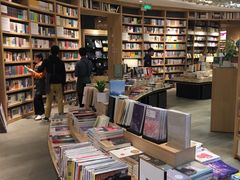 -覔书店(壹方城店)