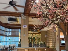 -蜜桃餐厅·伴山(湖滨商业街店)