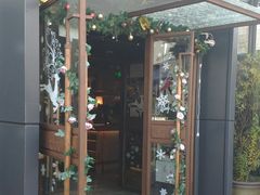 门面-临界音乐酒馆·小龙虾·江湖菜(华熙LIVE·鱼洞店)
