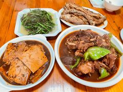 -山里人家土菜馆(茅山店)