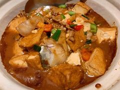 乡下猪肉鱼头焖水鬼重-炳胜品味(海印总店)