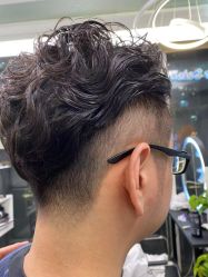 -T-Hair Salon