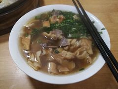 -清真·白家牛肉罩火烧老店(育才街店)