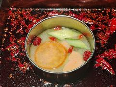 -二荆条·蜀鲜汇城市森林火锅