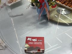 -刘姐啤酒鱼民族演艺餐厅(西街总店)