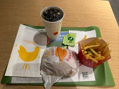 HOLD不住鸡排堡-麦当劳(豫园店)