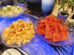 -亚龙湾希尔顿自助餐厅·海鲜·烧烤·沙滩BBQ·现场乐队
