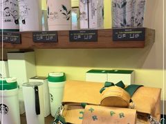 零售区-星巴克(无锡百联奥特莱斯店)