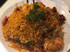 -新大咀港式茶餐厅(宝山万达店)