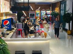 -大光明丽星VIP影城(昌里路杜比全景声店)