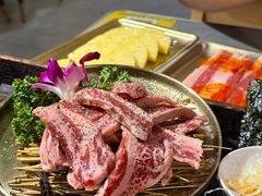 -围炉肉舍•炭烤活鳗•丹东海鲜烤肉(步行街店)