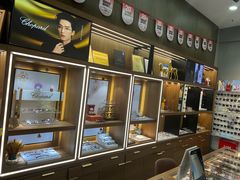 -一代眼镜(浦东大拇指广场店)