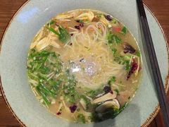 -芸南道·过桥米线(昆明老街旗舰店)