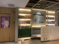 -秋果酒店(北京中日友好医院和平里地铁站店)