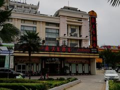 -松江商业广场-停车场