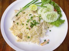 -J Daeng Seafood