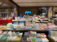 -凤凰国际书城(凤凰广场店)