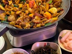 -富正毅三下锅·湘西韵味(天门山索道店)