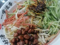 -牛一嘴·兰州牛肉面·大盘鸡(财富中心店)