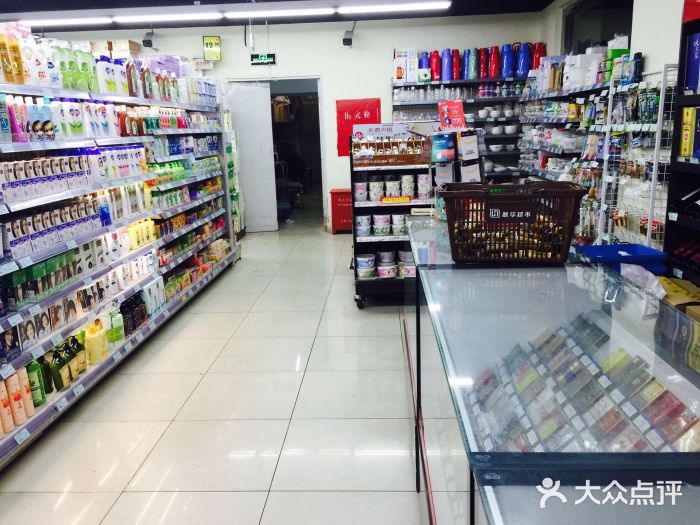 联华超市(新闸路店)图片