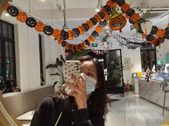 -Fridi Patisserie Cafe