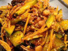 拌花菜-白玉串城(南六中路店)