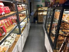 面包甜点陈列柜-吉美诺烘焙(公园北路店)