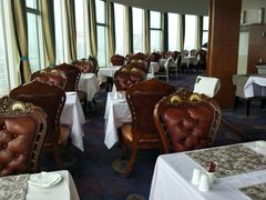 靠窗位-东方豪景花园酒店·怡景旋转餐厅