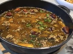 -乡村馕坑肉·烧烤·新疆菜·本地人更爱吃(阿勒泰首店)