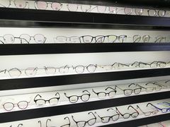 -简·爱眼镜(赛隆眼镜广场店)