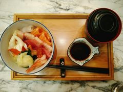 -自由之丘
