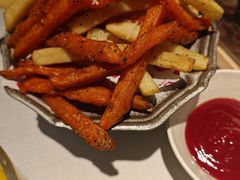 -春树下·树屋花房西餐厅(罍街AS1980店)