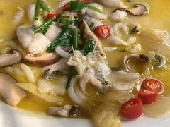 -蜜桃餐厅·伴山(湖滨商业街店)