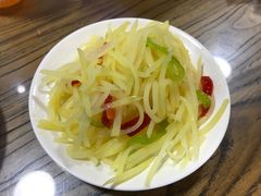 -陇上全荟兰州传统牛肉面(延吉路店)