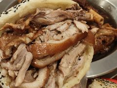 -聚首堂·特色小吃·肘子(什刹海德胜门店)