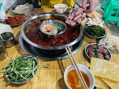 鸳鸯锅底-渝味黄姐火锅(黄泥村店)
