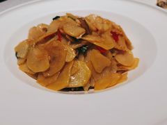 红葱紫苏炒小土豆-徐记海鲜(南油永新汇店)