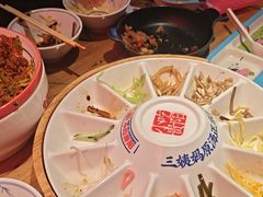 -怪噜范·老贵阳街头名小吃(汇金星力城店)