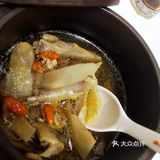 女人补气补血鸽子汤！  
