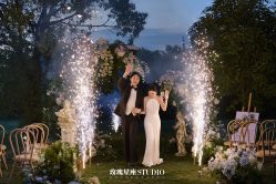 -玫瑰星座婚纱摄影轻奢定制(双井店)