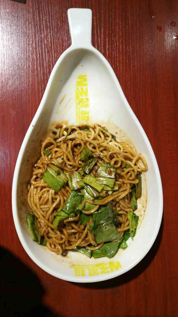 盛超蜀香餐厅(雅清街店)-"位置不太起眼但是靠近写字楼,别看店小,人.