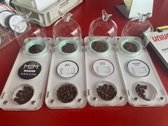 -UNI UNI(环亚凯瑟琳店)