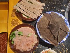-憨孃孃·重庆老火锅(红山黑金店)
