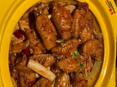 -多嘴肉蟹煲(万达店)