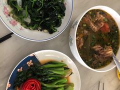 -爱的果实月嫂育婴师(世纪东方店)