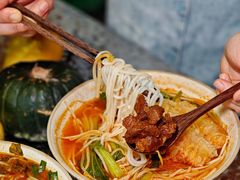-粉八·云南米线·建水烧烤(常熟路店)