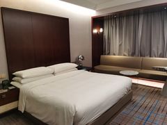 -上海龙之梦万丽酒店