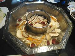 -陆派巴倒烫火锅(城东店)